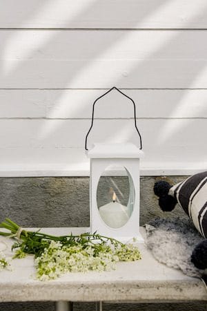 Flamme Lykta 13.5 cm - vit - Belysning - Utelampor & utomhusbelysning - Bordslampa utomhus