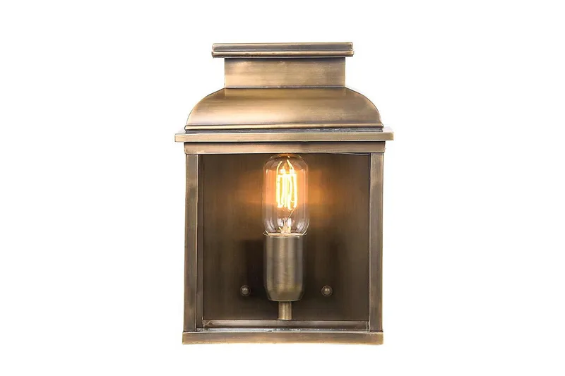 Old Bailey Elstead Lighting Vägglampa utomhus, Brass