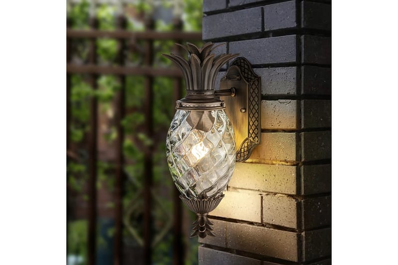 Plantation Hinkley Vägglampa utomhus - Bronze - Belysning - Utelampor & utomhusbelysning - Fasadbelysning & vägglyktor