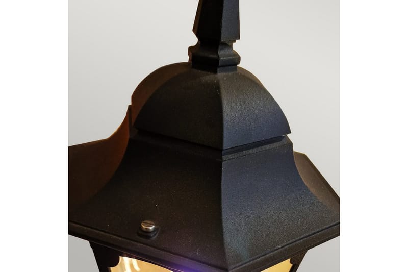 Sockellampa Elstead Lighting Chapel - Belysning - Utelampor & utomhusbelysning - Stolplykta & grindlykta