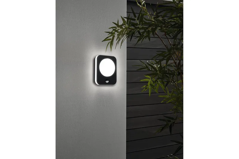 Vägglampa Utebelysning Eglo Madriz med Sensor - Svart/Vit - Belysning - Utelampor & utomhusbelysning - Fasadbelysning & vägglyktor