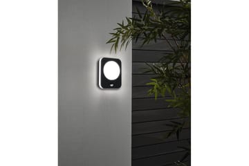 Vägglampa Utebelysning Eglo Madriz med Sensor - Svart/Vit - Belysning - Utelampor & utomhusbelysning - Fasadbelysning & vägglyktor