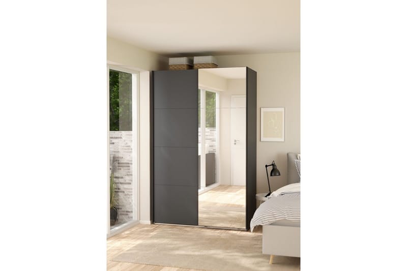 Elvos Garderob med Spegel 139x220 cm - Svart - Förvaring - Garderober & garderobssystem