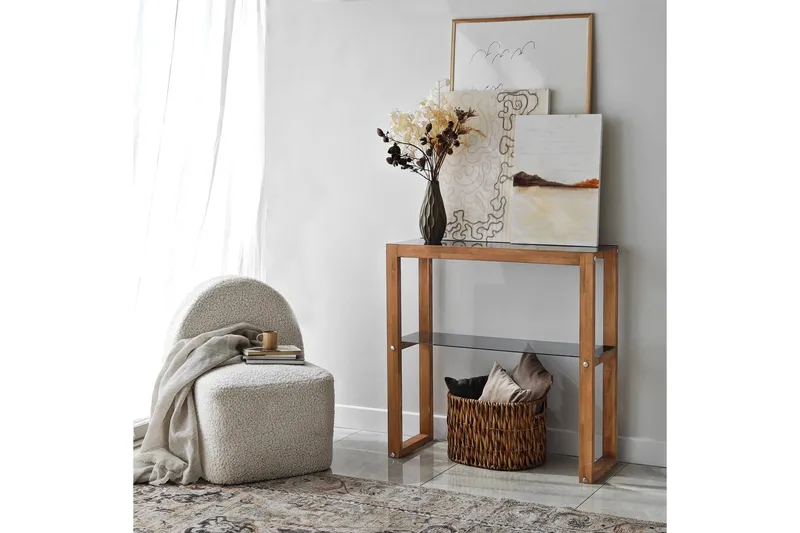 Kuselov Byrå, Valnöt