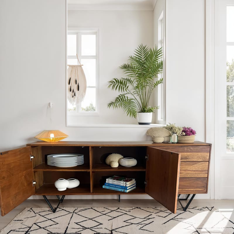 Jesvik Skänk 175x71x40 cm i massivt sheeshamträ med fronter i stenlook - vit och naturligt trä - Förvaring - Förvaringsmöbler - Sideboard & skänk