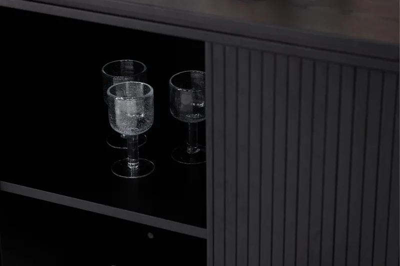 Fjällbacka Skänk 160x48 cm - Svart - Förvaring - Förvaringsmöbler - Sideboard & skänk