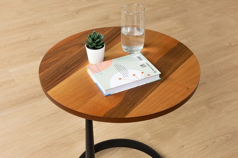 Paru Skänk 50 cm - Valnöt - Möbler - Bord & matgrupp - Avlastningsbord & sidobord - Lampbord & sidobord