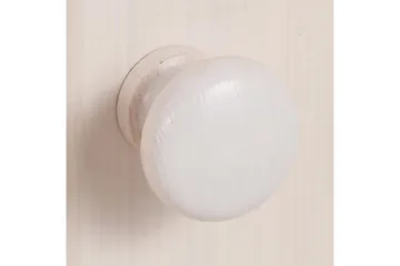 Remiel Skänk 118 cm - Vit/Brun - Förvaring - Förvaringsmöbler - Sideboard & skänk