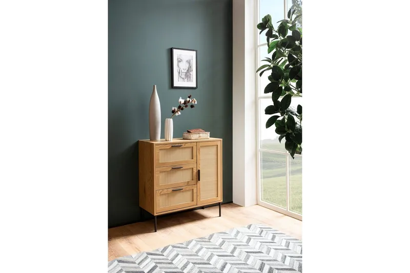 Sideboard Wohnling Melaminbelagd MDF-ekoptik, 3 lådor, 1 dörr med rottingfront Modern - Möbler - Bord & matgrupp - Avlastningsbord & sidobord - Lampbord & sidobord