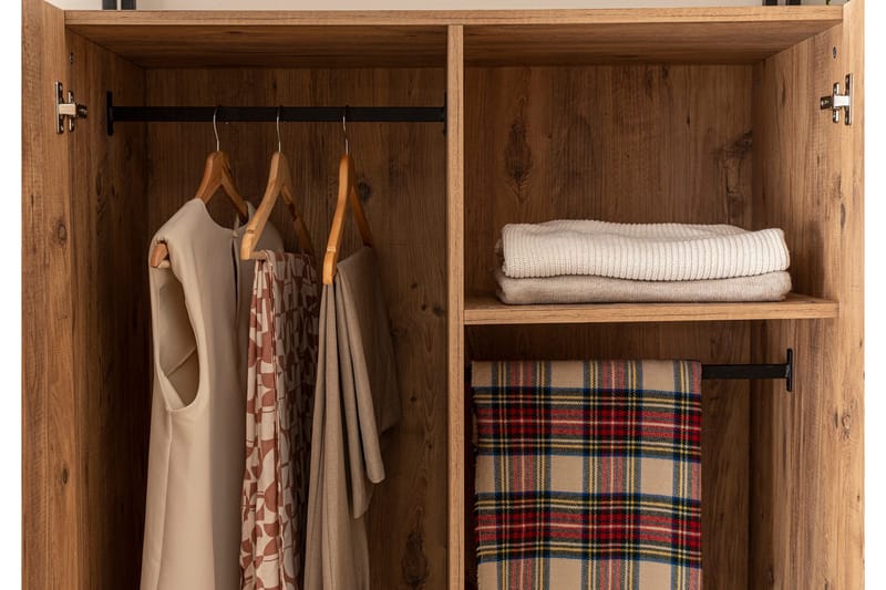 Batler Garderob 52x104 5 Dörrar - Natur - Förvaring - Garderober & garderobssystem