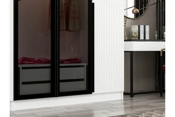 Fruitland Garderob 225 cm - Vit - Förvaring - Garderober & garderobssystem