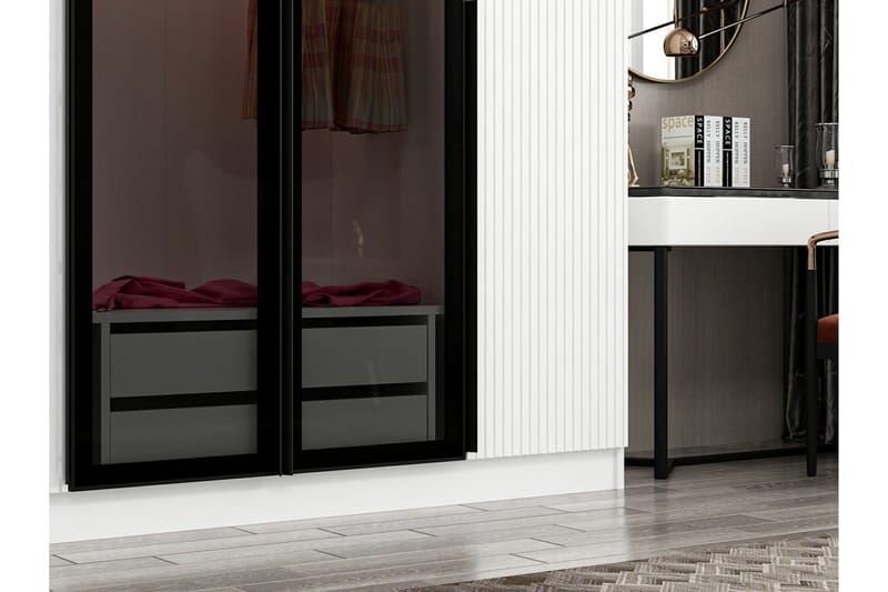 Fruitland Garderob 270 cm - Vit - Förvaring - Garderober & garderobssystem