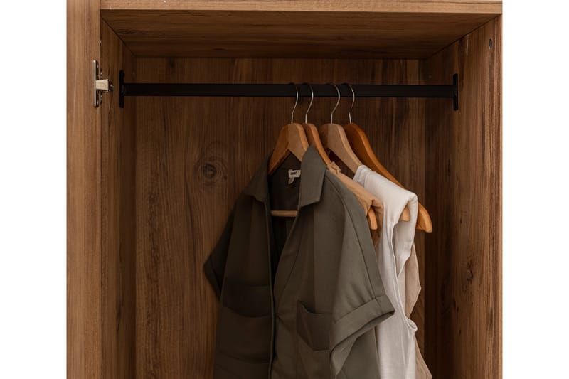 Garderob Anera 52x104 cm 5 Dörrar - Natur - Garderober & garderobssystem - Garderobsskåp