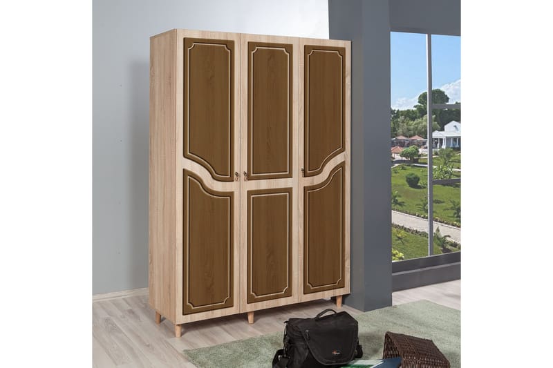 Garderob Gillberga 135 cm - Brun/Orange - Förvaring - Garderober & garderobssystem
