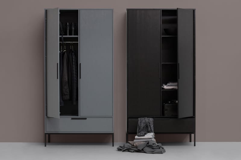Garderob Wanberg - Stål - Garderober & garderobssystem - Garderobsskåp
