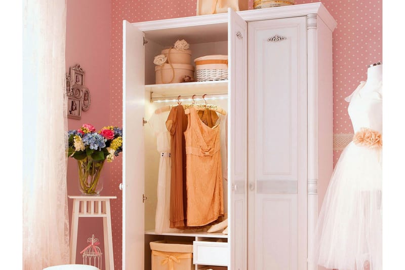 Garderob Pilialoha 140x203 cm Vit - Hanah Home - Garderober & garderobssystem - Garderobsskåp