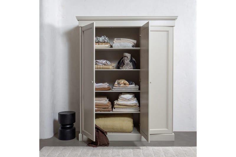 Garderobshyllset Olivia - Förvaring - Garderober & garderobssystem - Garderobsinredning - Hyllplan till garderob