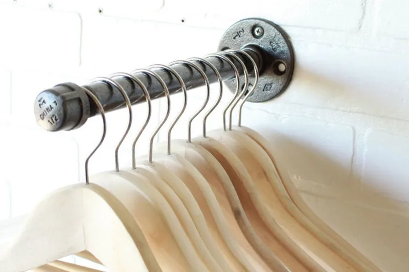 Evila Hängare Industriell - Svart - Förvaring - Klädförvaring - Klädhängare - Krokar