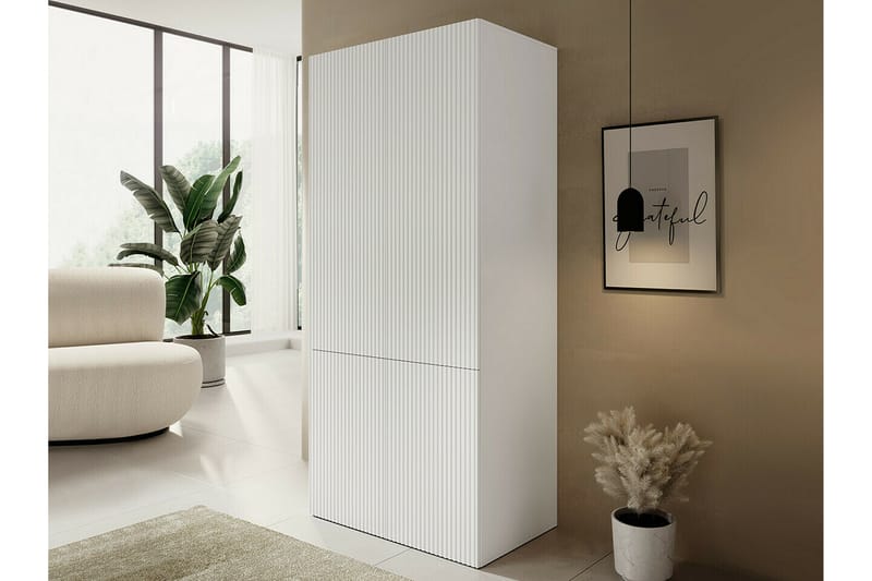 Highboard Juniskär - Vit - Förvaring - Skåp - Förvaringsskåp