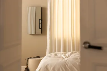 Rogue Smyckesskåp med Spegel - Vit - Förvaring - Småförvaring - Smyckesförvaring - Smyckesställ & smyckesskrin