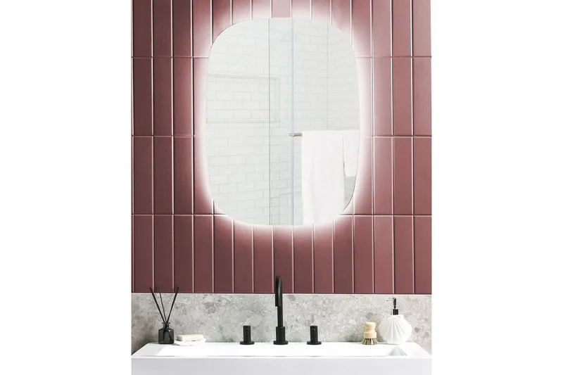 Badrumsspegel med LED Bergerac - Inredning - Badrumsinredning - Badrumsspegel