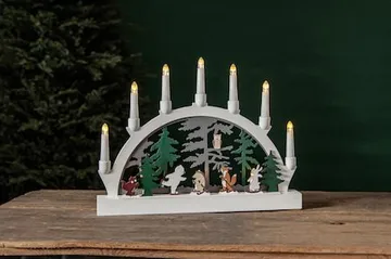 Adventsljusstake Forest Friends 45x33 cm 7 ljus Batteridriven - Vit / Grön / Brun - Inredning - Dekoration & inredningsdetaljer - Julpynt & juldekoration