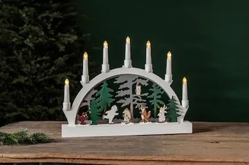 Adventsljusstake Forest Friends 45x33 cm 7 ljus Batteridriven - Vit / Grön / Brun - Inredning - Dekoration & inredningsdetaljer - Julpynt & juldekoration