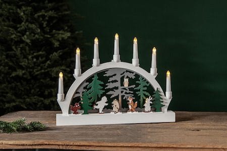 Adventsljusstake Forest Friends 45x33 cm 7 ljus Batteridriven - Vit / Grön / Brun - Inredning - Dekoration & inredningsdetaljer - Julpynt & juldekoration