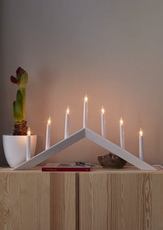 Arrow Ljusstake 69 cm - vit - Inredning - Dekoration & inredningsdetaljer - Julpynt & juldekoration