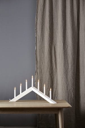 Arrow Stor Adventsljusstake 69 cm - Elljusstake i Trä för Fönster - Vit - Inredning - Dekoration & inredningsdetaljer - Julpynt & juldekoration
