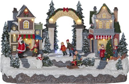 Juldekoration Iceville Roterande Julby med Skridskoåkare 32x19 cm - Flerfärgad - Inredning - Dekoration & inredningsdetaljer - Julpynt & juldekoration
