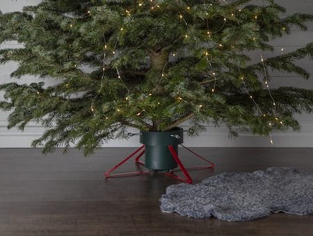 Granig Julgransfot 57 cm - grön/röd - Inredning - Dekoration & inredningsdetaljer - Julpynt & juldekoration