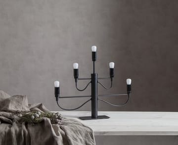 Milano Stor Adventsljusstake 46 cm - Ljusstake i Metall för Advent - Svart - Inredning - Dekoration & inredningsdetaljer - Julpynt & juldekoration