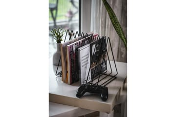 Horatio Tidningsställ 28x23 cm - Svart - Inredning - Dekoration & inredningsdetaljer - Prydnadssaker - Prydnadsbok & coffee table book