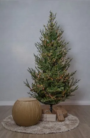 Konstgjord Julgran Uppsala 210 cm - Grön - Inredning - Dekoration & inredningsdetaljer - Julpynt & juldekoration - Plastgran