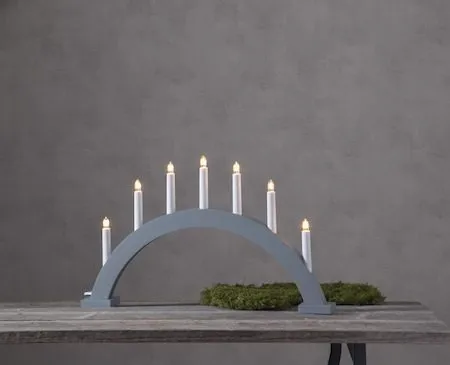 Trapp Stor Adventsljusstake Båge 57 cm - Elljusstake i Trä för Fönster - Ljusgrå - Inredning - Dekoration & inredningsdetaljer - Julpynt & juldekoration
