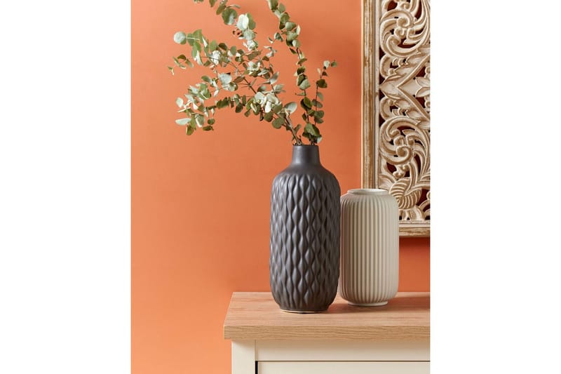Dekorationsvas Emar Svart - Svart - Inredning - Dekoration & inredningsdetaljer - Vas - Blomvas