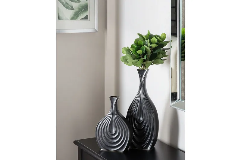 Dekorationsvas Thapsus Svart, 16x4x39 cm - Svart, 16x4x39 cm - Inredning - Dekoration & inredningsdetaljer - Vas - Blomvas