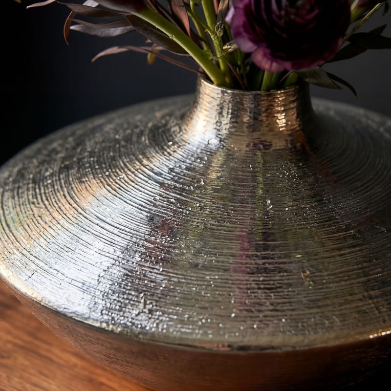 Helin Bordsvas 35 cm i aluminium - Silver - Inredning - Dekoration & inredningsdetaljer - Vas - Blomvas
