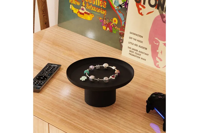 Dekorativt Metalltillbehör Mirven Svart - Svart - Inredning - Ljus & dofter - Ljushållare & ljusfat