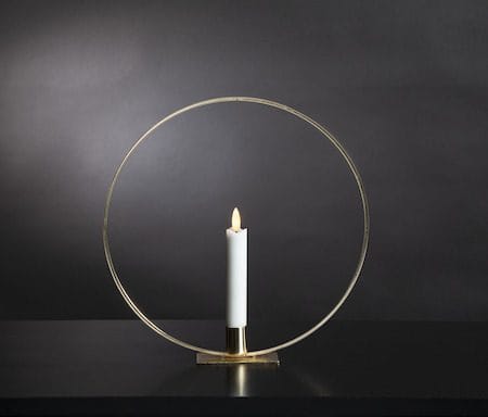 Flamme Ring Inomhusdekoration 28.5 cm - mässing/vit - Inredning - Ljus & dofter - Ljusstakar & ljuslyktor
