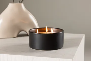 Douglas Doftljus - Svart - Inredning - Ljus & dofter - Rumsdoft & luftfräschare - Doftljus