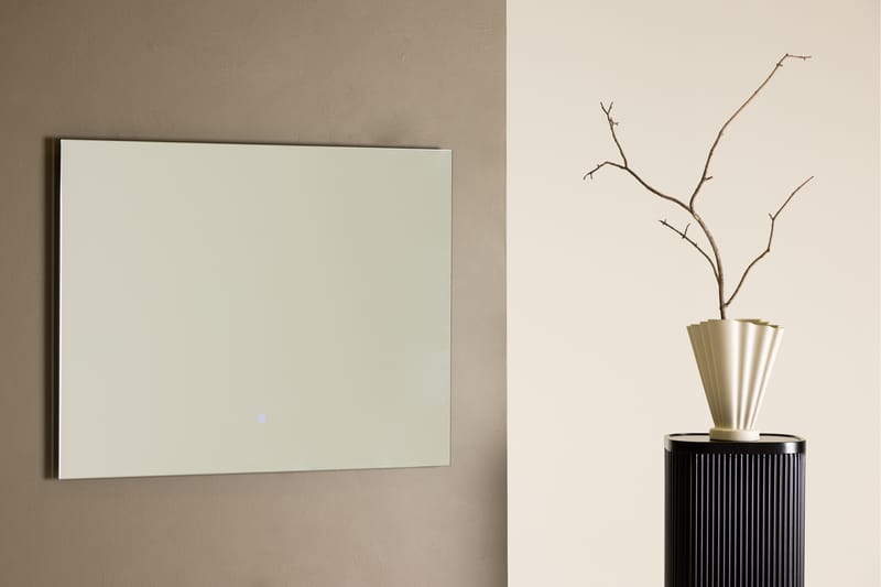 Bridgeport Vägghängd Spegel 70x90 cm Silver - Venture Home - Inredning - Spegel - Hallspegel