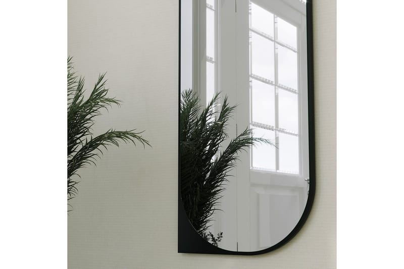 Livi Vägghängd Spegel Oval 52 cm - Svart - Inredning - Spegel - Hallspegel