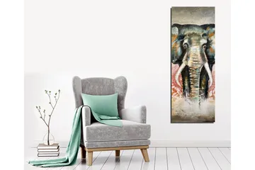 Canvastavla 30x80 cm - Elefant med färgstarka detaljer i bakgrunden - Grön / Orange / Röd - Inredning - Tavlor & posters - Canvastavla