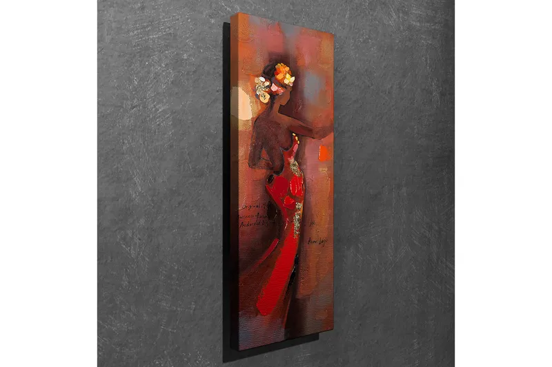 Canvastavla 30x80 cm - Elegant kvinna i röd klänning med blommor i håret - Röd / Brun / Beige - Inredning - Tavlor & posters - Canvastavla