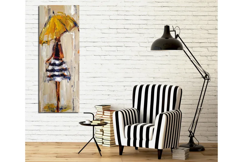 Canvastavla 30x80 cm - Kvinna med gul paraply och randig klänning - Gul / Svart / Vit - Inredning - Tavlor & posters - Canvastavla