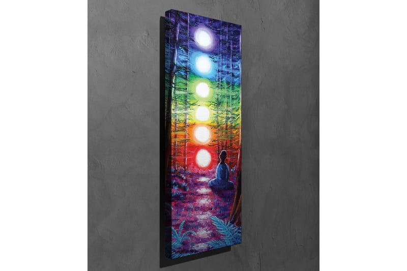 Canvastavla 30x80 cm - Mediterande figur omgiven av färgglada chakran i en skogsmiljö - Lila / Grön / Orange - Inredning - Tavlor & posters - Canvastavla