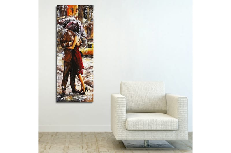 Canvastavla 30x80 cm - Romantisk dans under ett paraply i regnet - Röd / Brun / Grå - Inredning - Tavlor & posters - Canvastavla