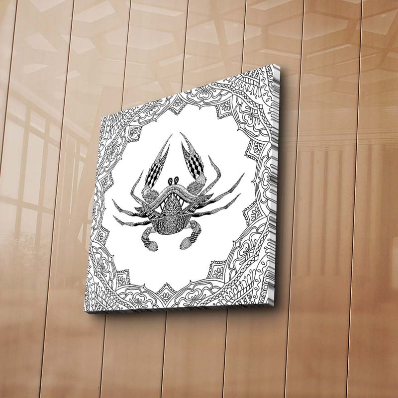 Canvastavla 45x45 cm - Detaljerad illustration av en krabba omgiven av ett mönstrat ramverk - Svart / Vitt - Inredning - Tavlor & posters - Canvastavla